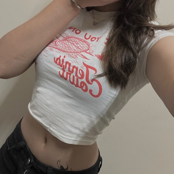 worn once, lil dirt but i think u can wash it ! - Picture 2 of 3